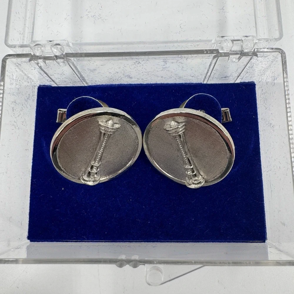 Worlds Fair 1962 Space Needle Cufflinks Mens OS Silver‎ Vintage Seattle Landmark